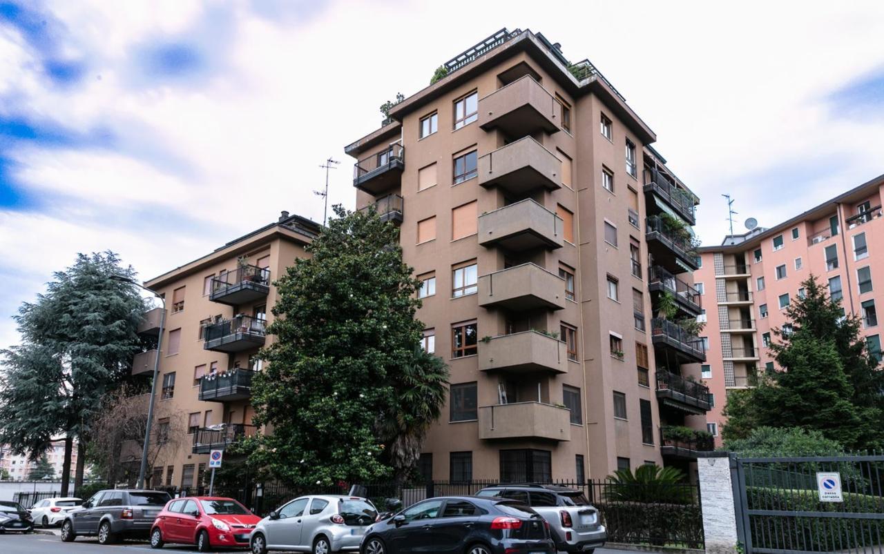 Dehomes - Luxury Grand Suite Milano Exteriör bild